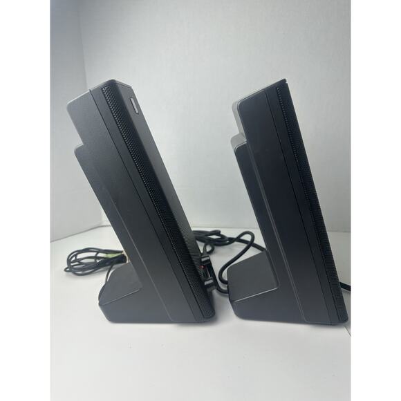 Logitech S-0264A 2.0 Channel Desktop Wired Pair Computer Speakers in Black - Picture 4 of 6
